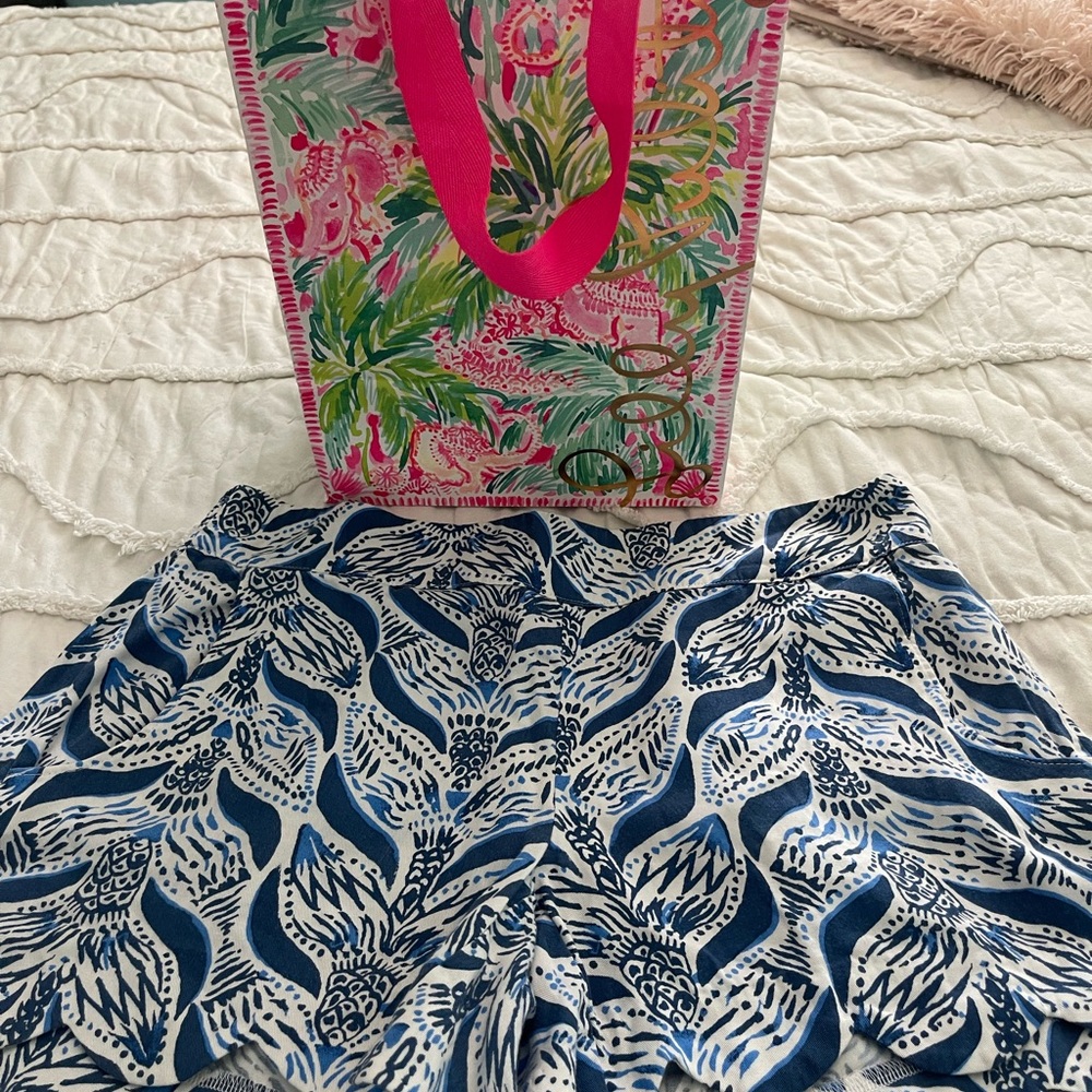 Lilly Pulitzer Ruffle Shorts - Picture 3 of 6